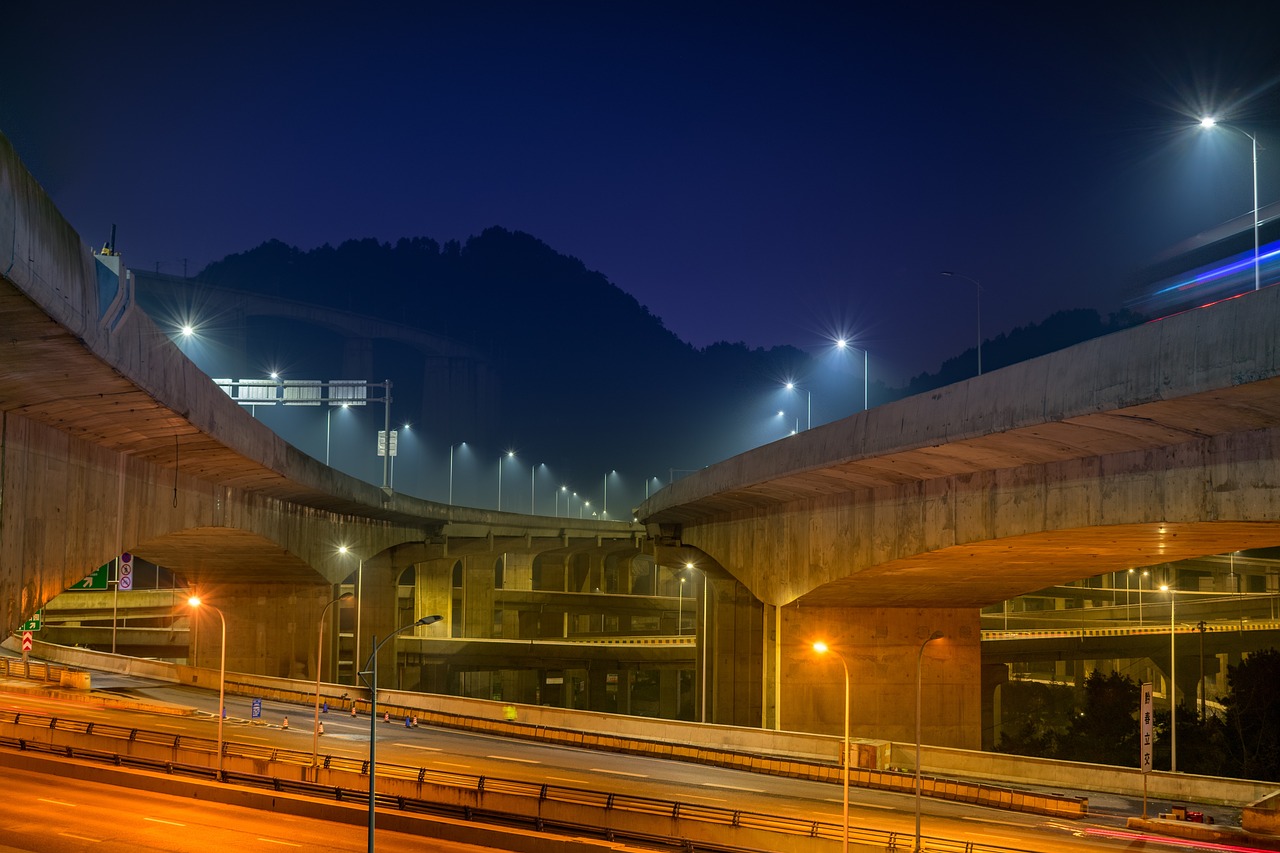 灵台高速公路最新动态报道