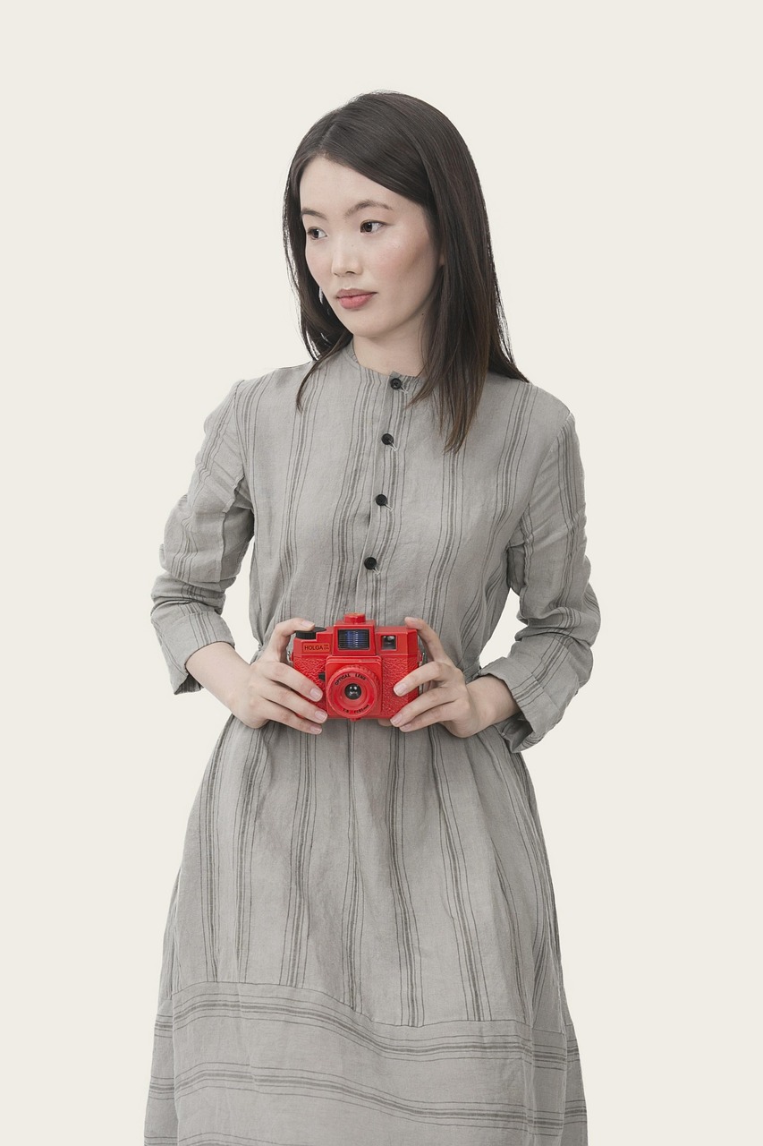 五月之星杨梓墨，演员之路的璀璨星辰