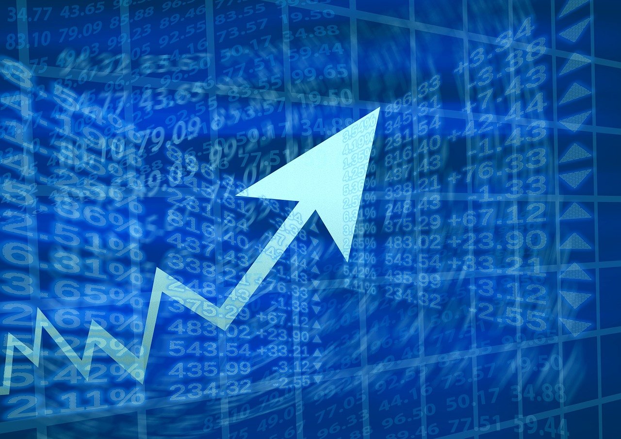 聚焦5月股票行情分析，股票动态与策略建议——以5月300053股票为例