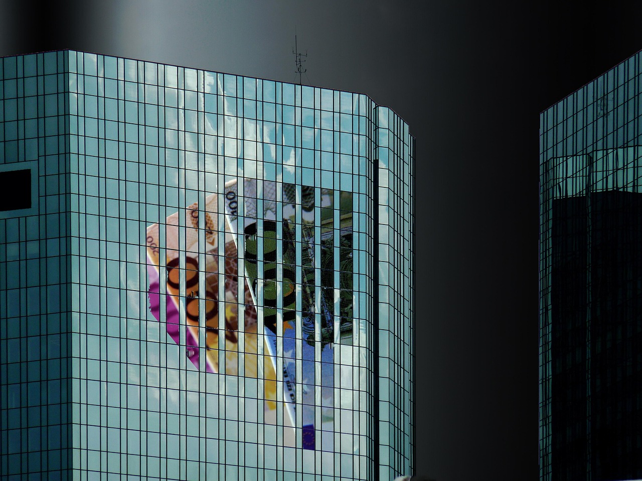 五月行业资讯概览，科技、金融、医疗、教育等领域的最新动态